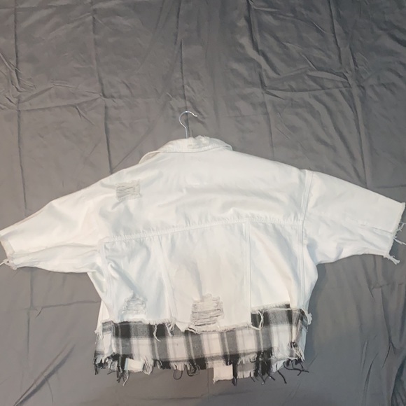 White Denim/ Flannel Cropped-like cover up - Picture 3 of 4